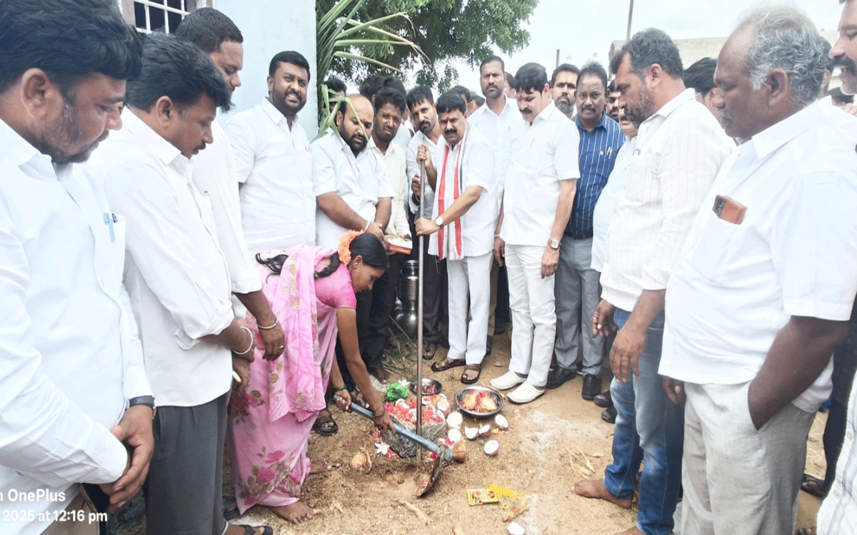 Devarakonda : అర్హులైన ప్రతి ఒక్కరికి ఇందిరమ్మ ఇళ్ల మంజూరు : ఎమ్మెల్యే బాలునాయక్