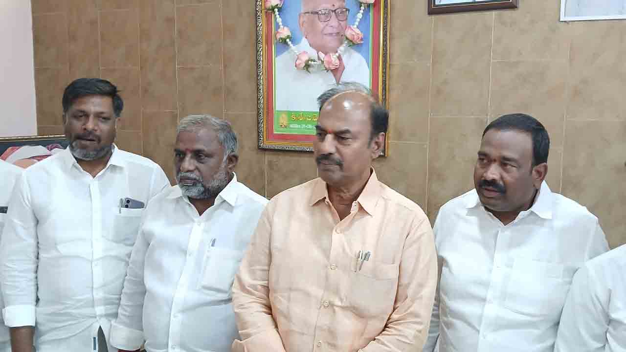 కేసుల సత్వర పరిష్కారానికి ఫాస్ట్ ట్రాక్ కోర్టు ఏర్పాటు చేయాలి: గద్వాల ఎమ్మెల్యే