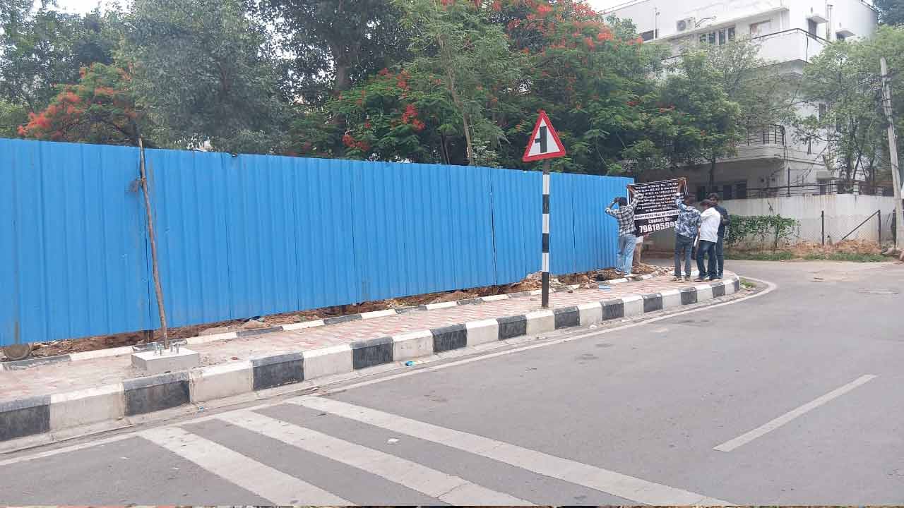 Banjarahills | ఖరీదైన ప్రభుత్వ స్థలం ఆక్రమణ.. కమాండ్‌ కంట్రోల్ సెంట‌ర్‌కు కూతవేటు దూరంలో..