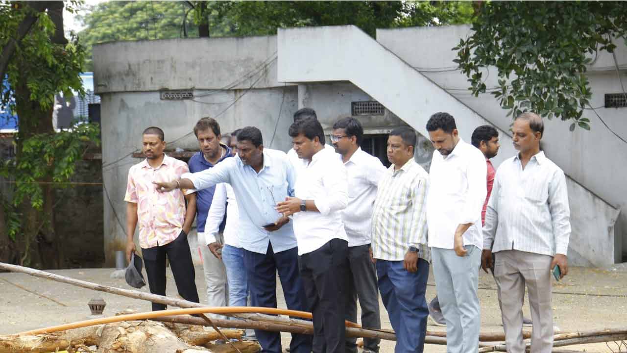 న్యూ బోయిన్‌ప‌ల్లిలో పంప్ హౌజ్ నిర్మాణ ప‌నులు ప‌రిశీల‌న