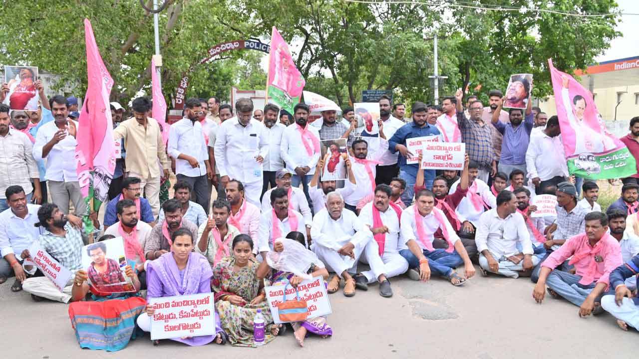 BRSV | మంచిర్యాల‌లో బీఆర్ఎస్వీ నాయ‌కుడిపై దాడి.. మాజీ ఎమ్మెల్యే దివాక‌ర్ రావు ధ‌ర్నా