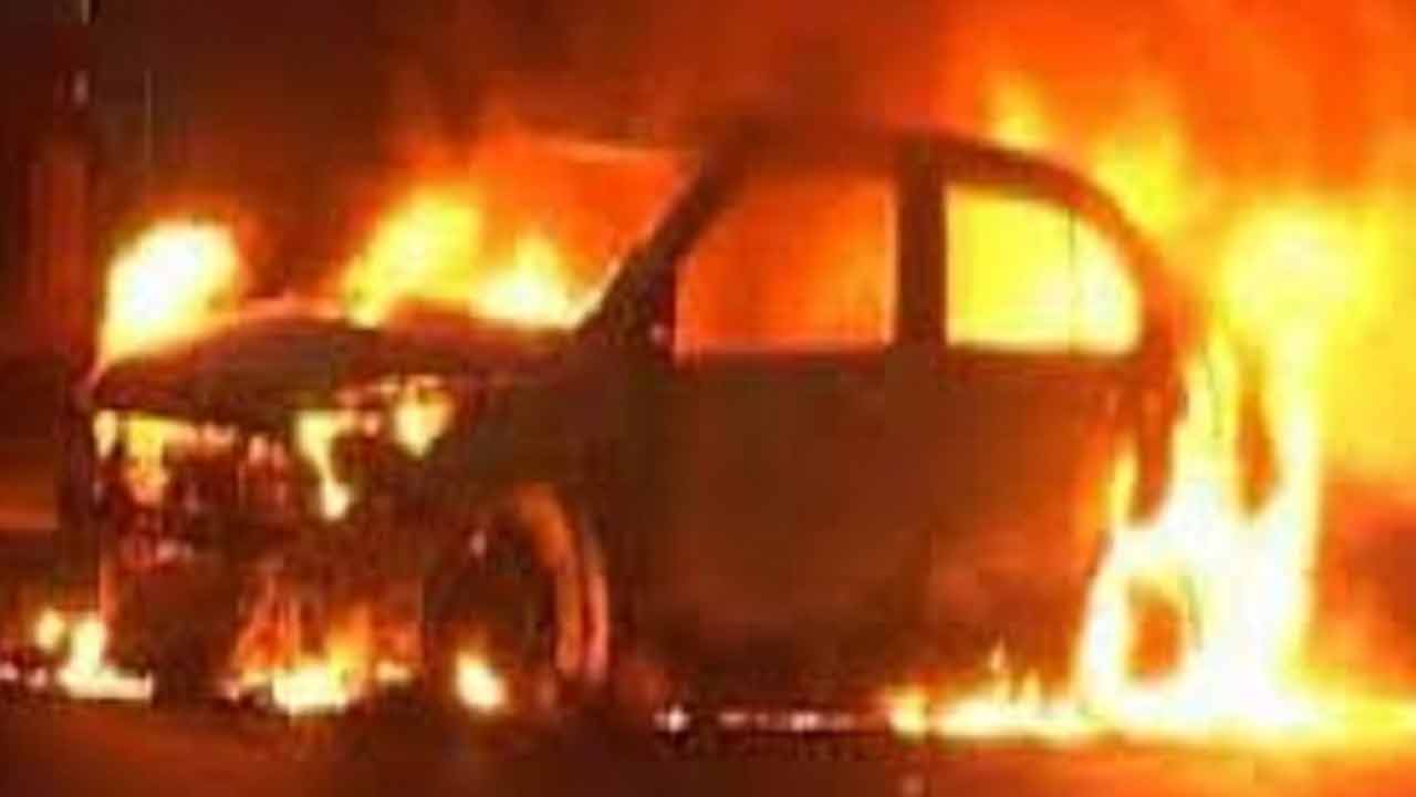 Hyderabad | ఇంజిన్‌లో షార్ట్ స‌ర్క్యూట్.. కారులో చెల‌రేగిన మంట‌లు