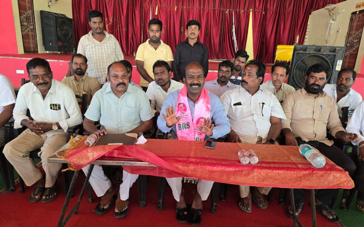 Chityala : బీఆర్‌ఎస్‌ నాయకులే లక్ష్యంగా ప్ర‌భుత్వం దాడులు : మాజీ ఎమ్మెల్యే చిరుమర్తి లింగయ్య