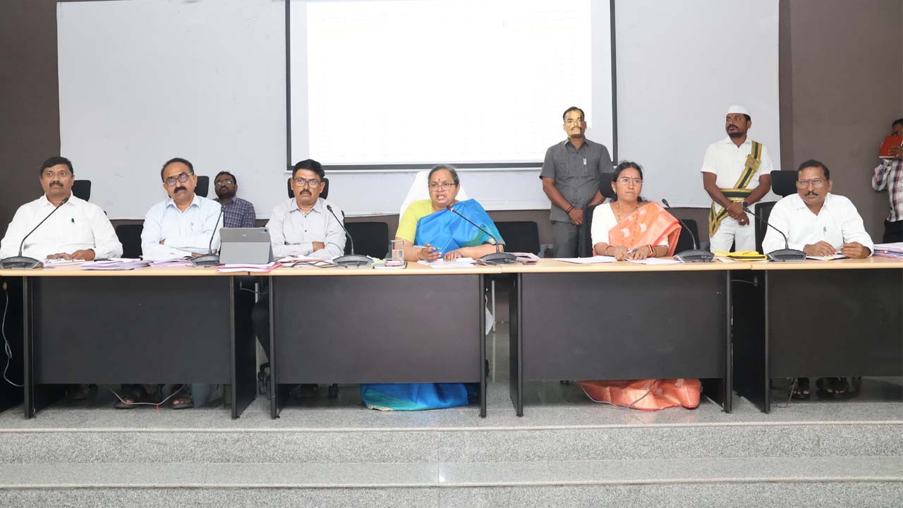 Siddipet | సీజనల్‌ వ్యాధులు ప్రబలకుండా చర్యలు తీసుకోవాలి : కలెక్టర్‌ హైమావతి