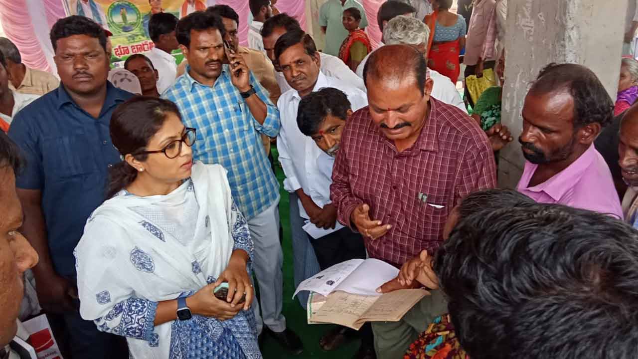 Narayanapet | భూ సమస్యల పరిష్కారానికి రెవెన్యూ సదస్సులు : కలెక్టర్ సిక్తా పట్నాయక్