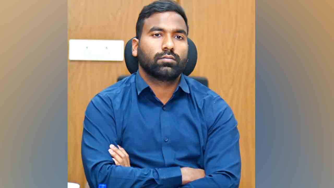 Rythu Mitra | రైతు మిత్ర పంటల యజమాన్య సమస్యలకు ప్రత్యక్ష పరిష్కారం : కలెక్టర్ సత్య ప్రసాద్