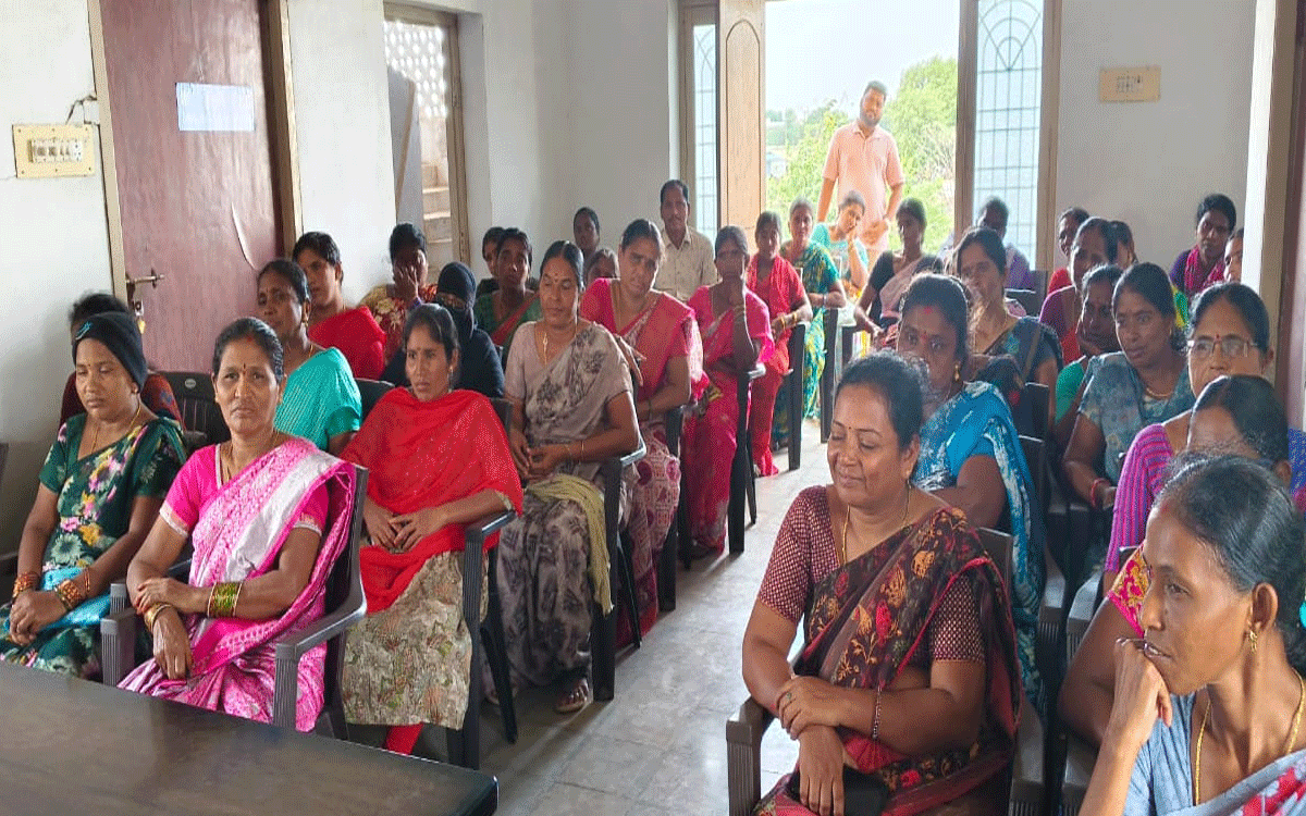 Damaracharla : దామ‌ర‌చ‌ర్ల ప‌రిధిలోని మహిళా సంఘాలకు రూ.36 కోట్ల రుణాలు : డీఆర్డీఓ పీడీ శేఖర్‌రెడ్డి