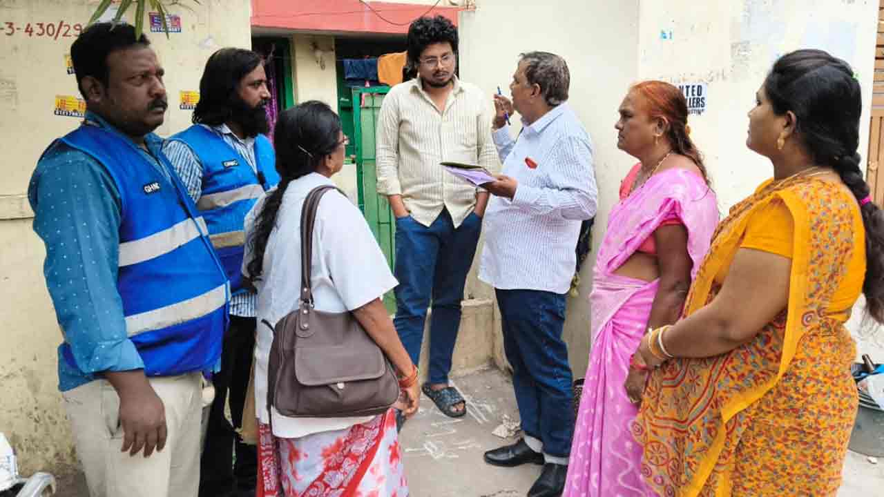 Hyderabad | ఎస్పీఆర్ హిల్స్‌లో డెంగీ పాజిటివ్.. అప్ర‌మ‌త్త‌మైన వైద్యాధికారులు