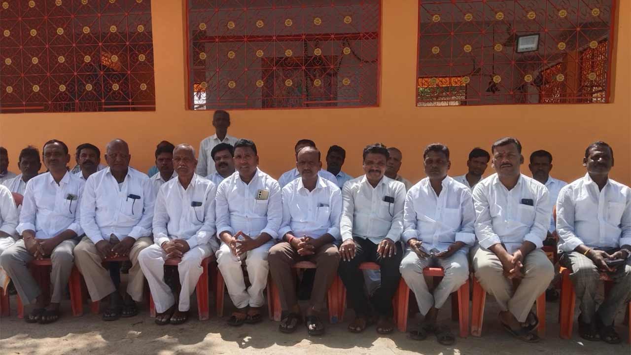 అక్రమ కేసులకు భయపడేది లేదు.. స్పష్టం చేసిన దోమ మండల బీఆర్‌ఎస్‌ నాయకులు