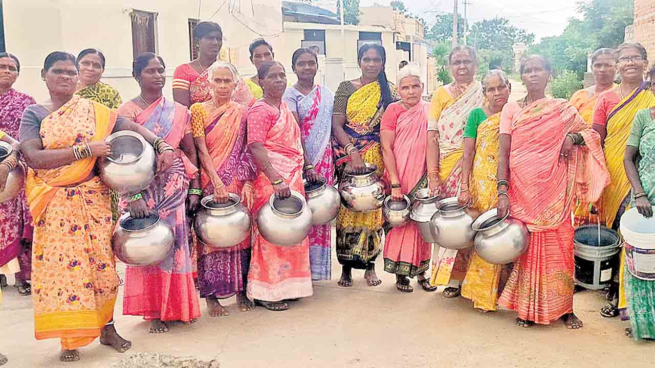 తాగునీటి కోసం తండ్లాట