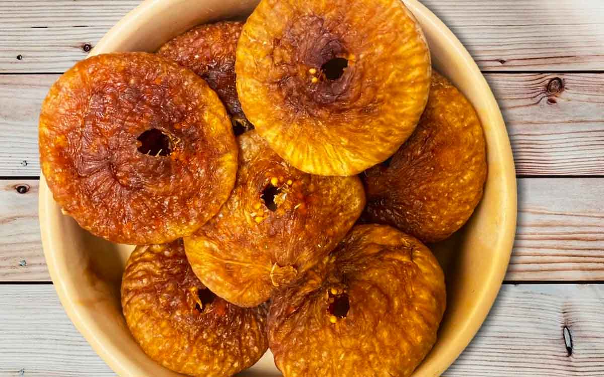 Dry Anjeer | సాయంత్రం స‌మ‌యంలో చిరుతిండికి బ‌దులుగా వీటిని తినండి.. ఎన్నో లాభాలు క‌లుగుతాయి..!