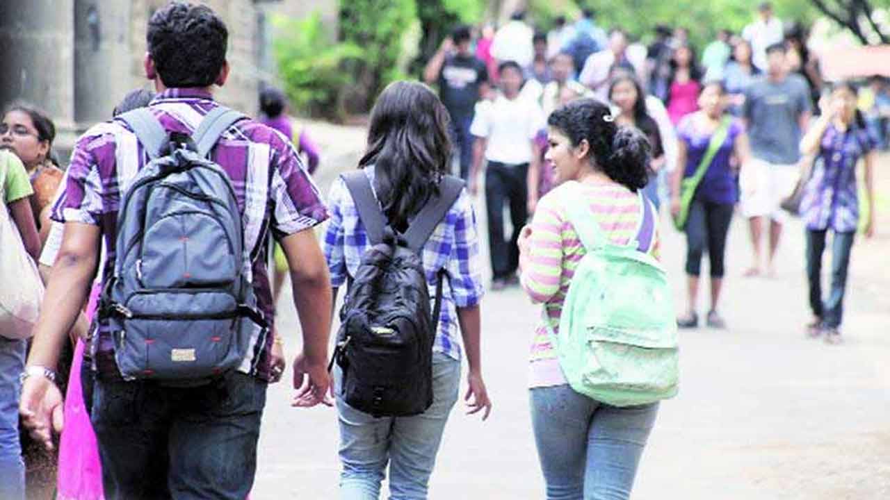 Engineering Colleges | రిజర్వేషన్ రూల్స్ పాటించని కళాశాలలపై చర్యలు తీసుకోవాలి