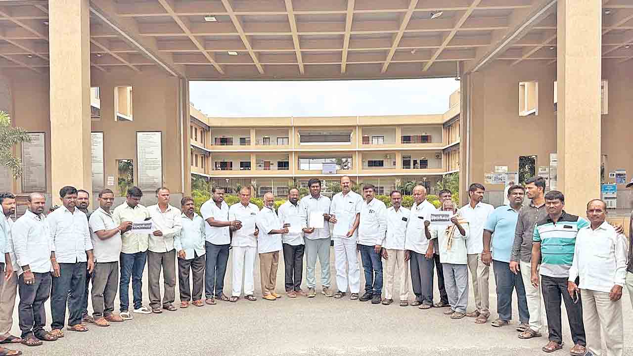 మేడ్చల్‌ రైతులకు అందని భరోసా