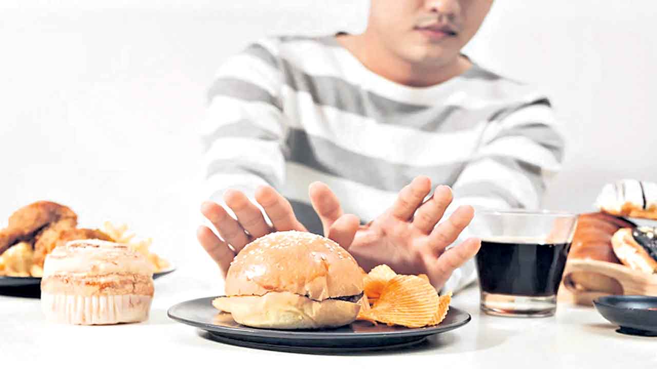 ఇవి తిందాం.. అవి మానేద్దాం!