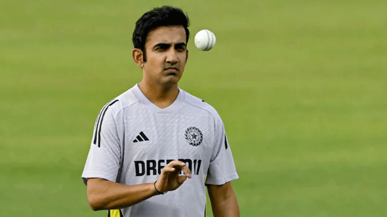 Gautam Gambhir: ఫ్యామిలీ ఎమర్జెన్సీ.. ఇండియాకు తిరిగొచ్చిన గౌతం గంభీర్