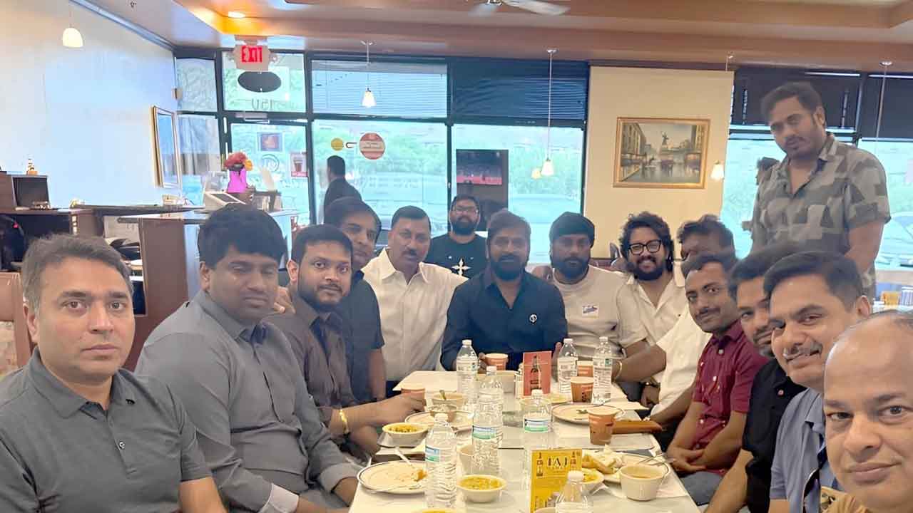 ఐటీ కారిడార్లో పెట్టుబడులు పెట్టండి