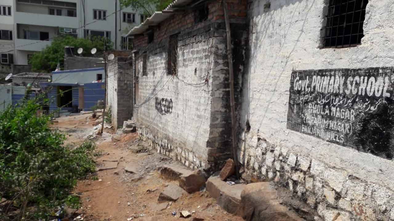 Hyderabad | సర్కారీ బడికి మోక్షమెన్నడో.. 10 వేల జనాభా గల బస్తీలకు నో స్కూల్‌