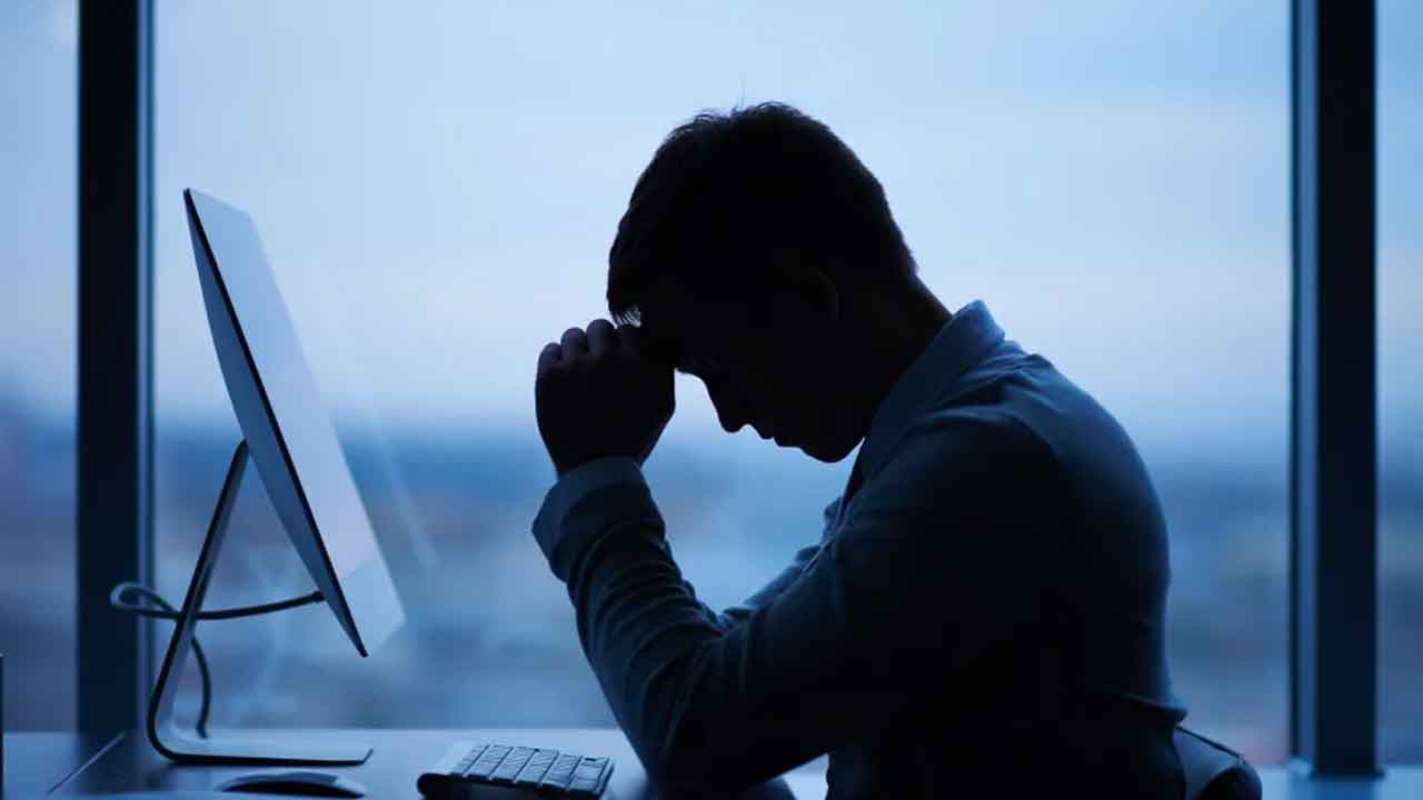 ఆరోగ్య సమస్యలతో కార్మికుల్లో కలవరం