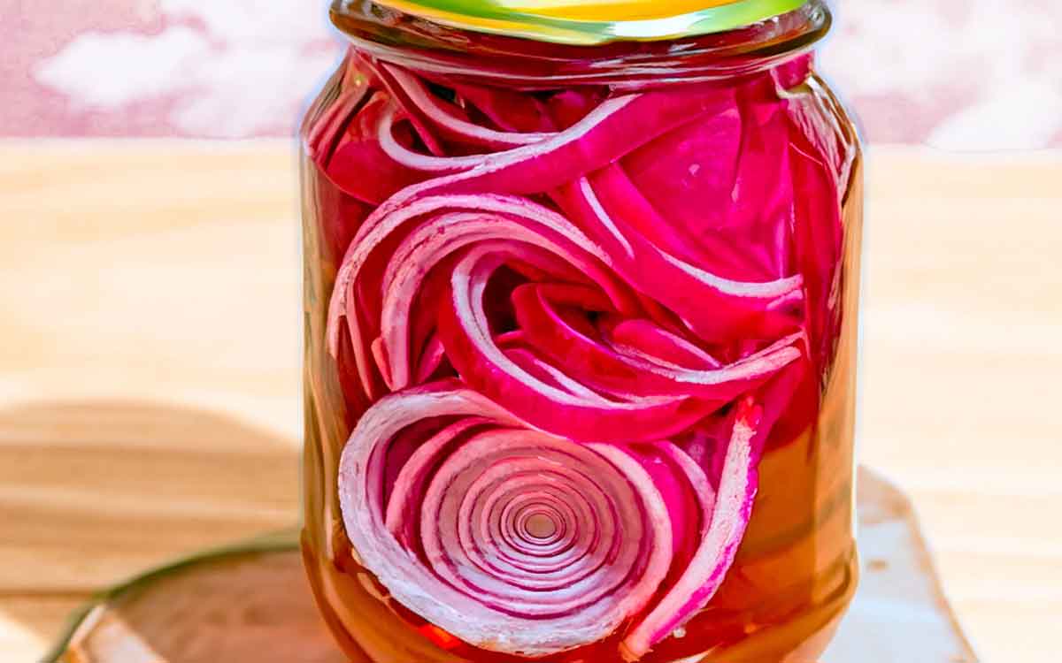 Honey Soaked Onion | తేనెలో ఉల్లిపాయలను నానబెట్టి తినండి.. ఎన్నో అద్భుతమైన లాభాలను పొందవచ్చు..!