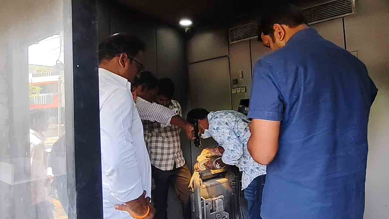 Huzur Nagar | హుజూర్‌నగర్ ఎస్‌బీఐ ఏటీఎంలో 20 లక్షల చోరీ..