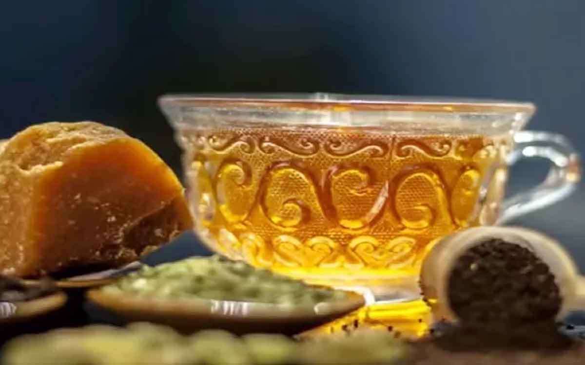 Jaggery Water | రోజూ ప‌ర‌గ‌డుపునే బెల్లం క‌లిపిన నీళ్ల‌ను తాగితే.. అనేక అద్భుత‌మైన ప్ర‌యోజ‌నాలు..!