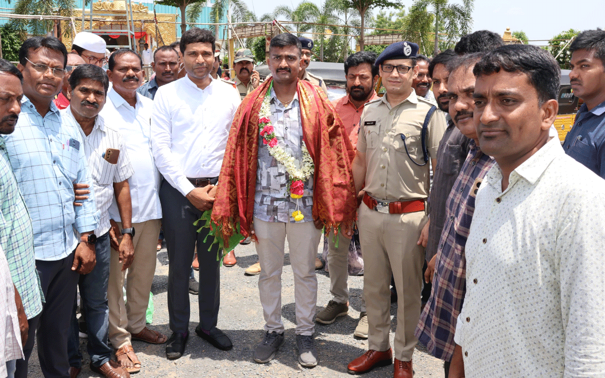 Khammam Rural : ఆర్మీ జవాన్ సంపత్‌కు సత్కారం