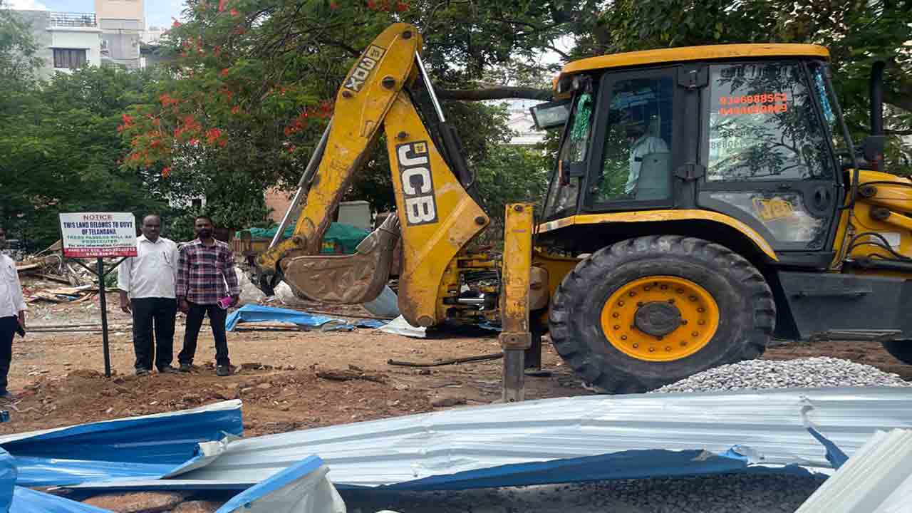 Jcb 1