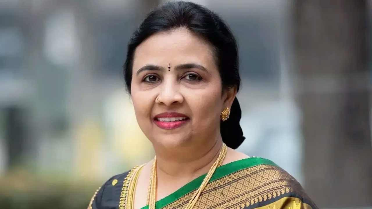 Jhansi Reddy | మా మీటింగ్‌లకు వస్తే అరెస్టు చేయిస్తాం.. రిపోర్టర్లకు కాంగ్రెస్‌ నేత ఝాన్సీ రెడ్డి బెదిరింపు కాల్స్‌