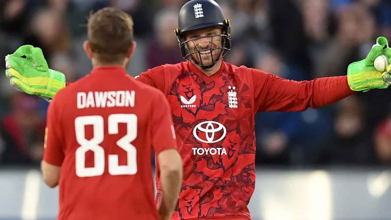 ఇంగ్లండ్‌దే తొలి టీ20