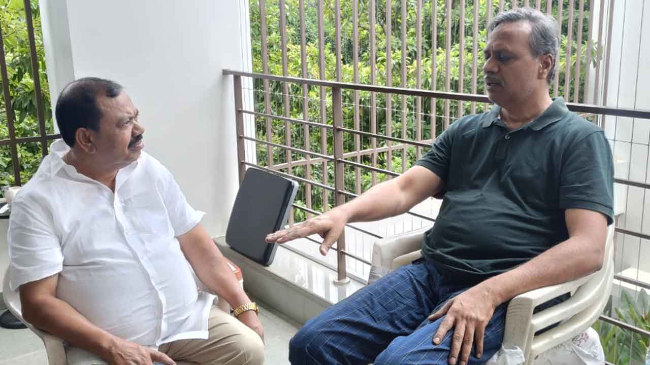 MLA Palla | ఎమ్మెల్యే పల్లా రాజేశ్వర్‌ రెడ్డిని పరామర్శించిన క్యామ మల్లేష్