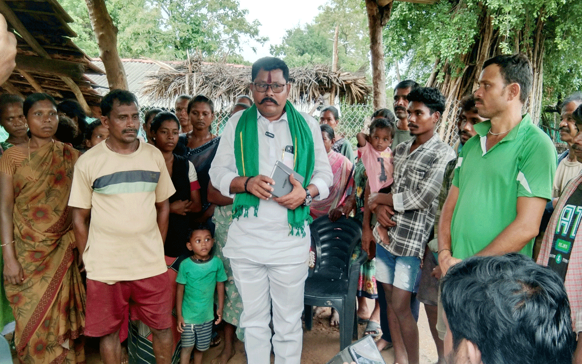 Burgampahad : గిరిజన ఆడబిడ్డలపై ఫారెస్ట్‌ అధికారుల దాడి అమానుషం : కిషన్ నాయక్