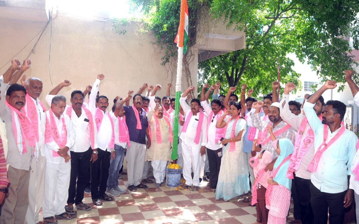 Kodada : కేసీఆర్ అలుపెరగని పోరాటంతోనే తెలంగాణ రాష్ట్ర ఆవిర్భావం : ఎస్కే నయీమ్