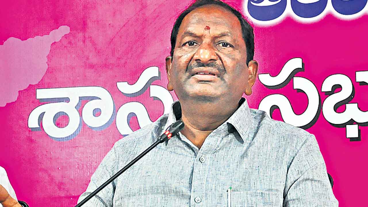 మహాన్యూస్పై చర్యలు తీసుకోవాలి: కొప్పుల