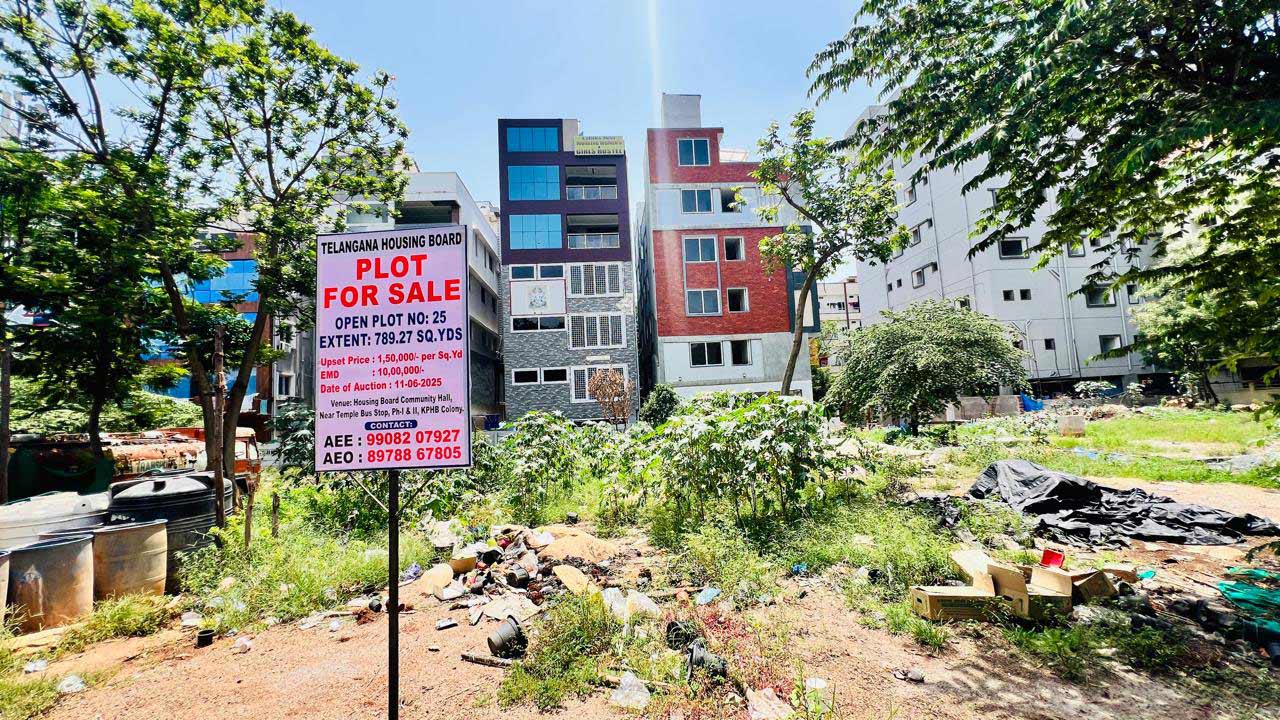 హౌసింగ్‌ బోర్డు స్థలాలను నిర్భయంగా కొనుగోలు చేయవచ్చు.. నమస్తే తెలంగాణ కథనానికి స్పందించిన ఈఈ
