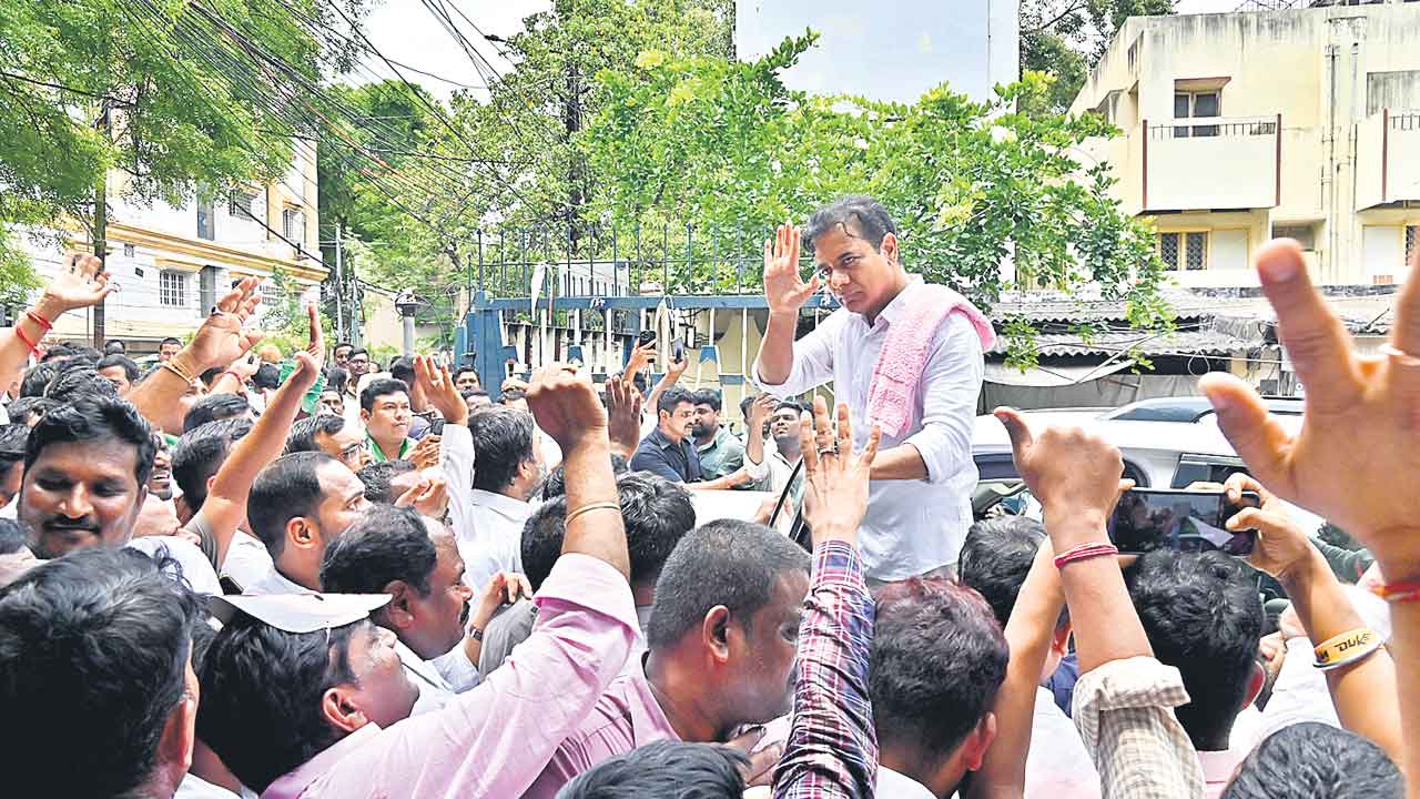 KTR | వంద జన్మలెత్తినా కేసీఆర్‌ గొప్పతనం రేవంత్‌కు అర్థంకాదు: కేటీఆర్‌