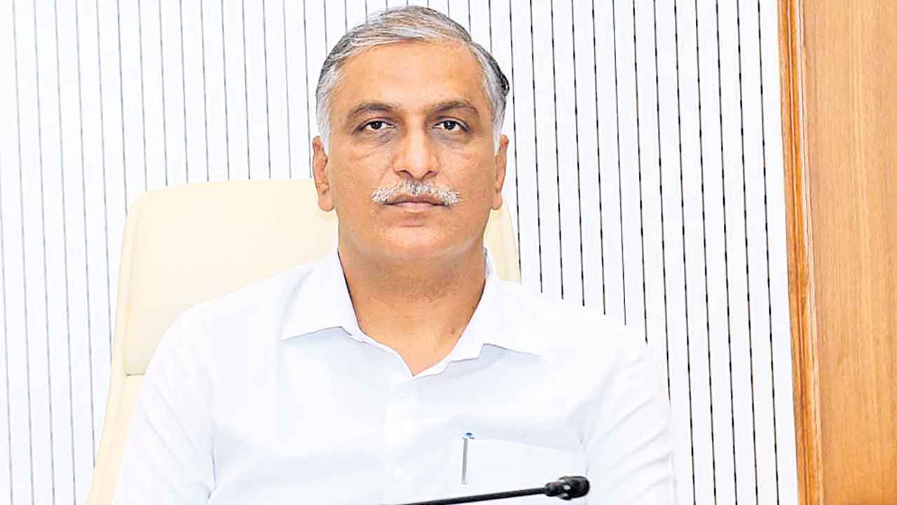 రాజకీయ కక్షతోనే కేటీఆర్‌కు నోటీసులు