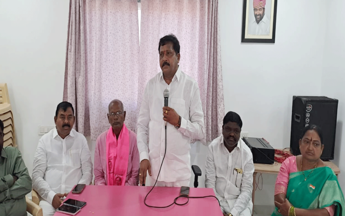 Suryapet : తెలంగాణ ప్రత్యేక రాష్ట్రం తెచ్చిన ఘనత బీఆర్ఎస్ పార్టీదే : బ‌డుగుల లింగ‌య్య‌యాద‌వ్‌