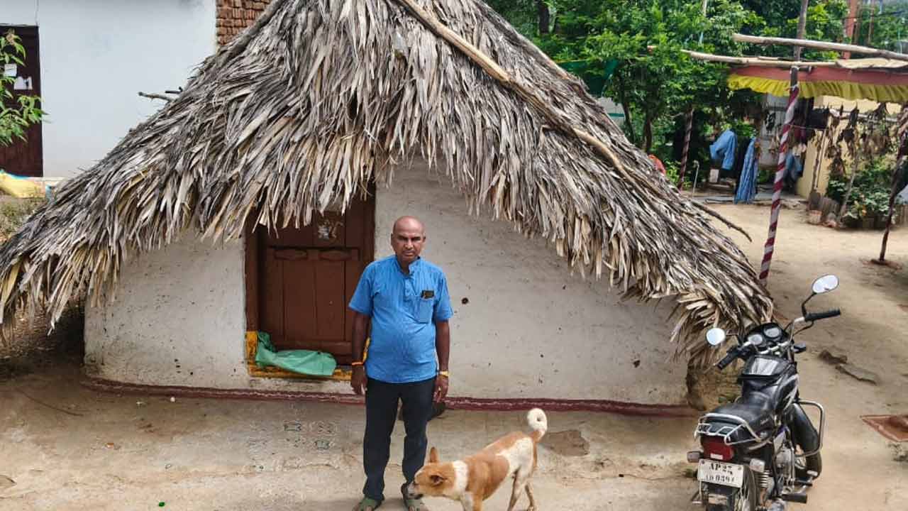 Indiramma House | పూరి గుడిసెలో ఉన్న నాకు.. ఇందిరమ్మ ఇల్లు ఇవ్వరా..?