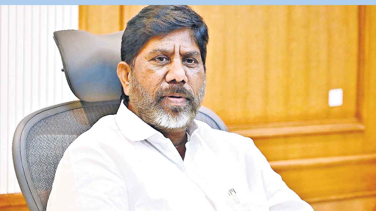 భట్టి గారూ.. మీ ప్రాజెక్టులు కూలలేదా?!