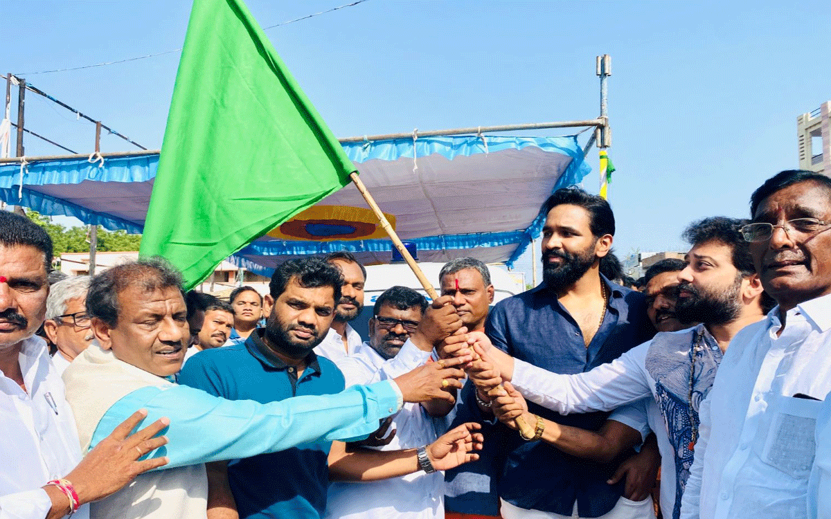 Devarakonda Rural : దేవ‌ర‌కొండ‌లో ఉచిత‌ అంబులెన్స్ సేవ‌ల‌ను ప్రారంభించిన మంచు విష్ణు