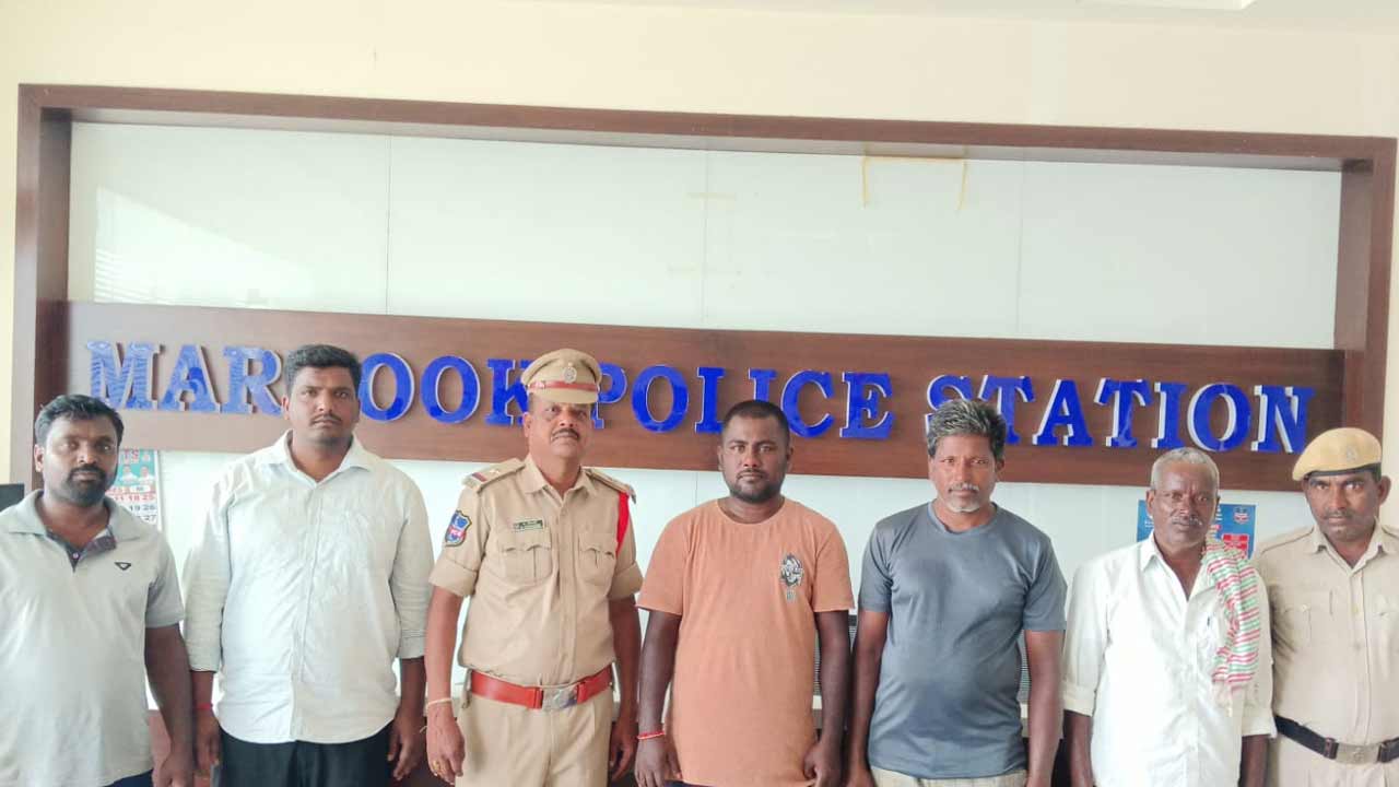 సీఎం రేవంత్‌ బహిరంగ సభ.. భూనిర్వాసితులను ముందస్తుగా అరెస్టు చేసిన పోలీసులు