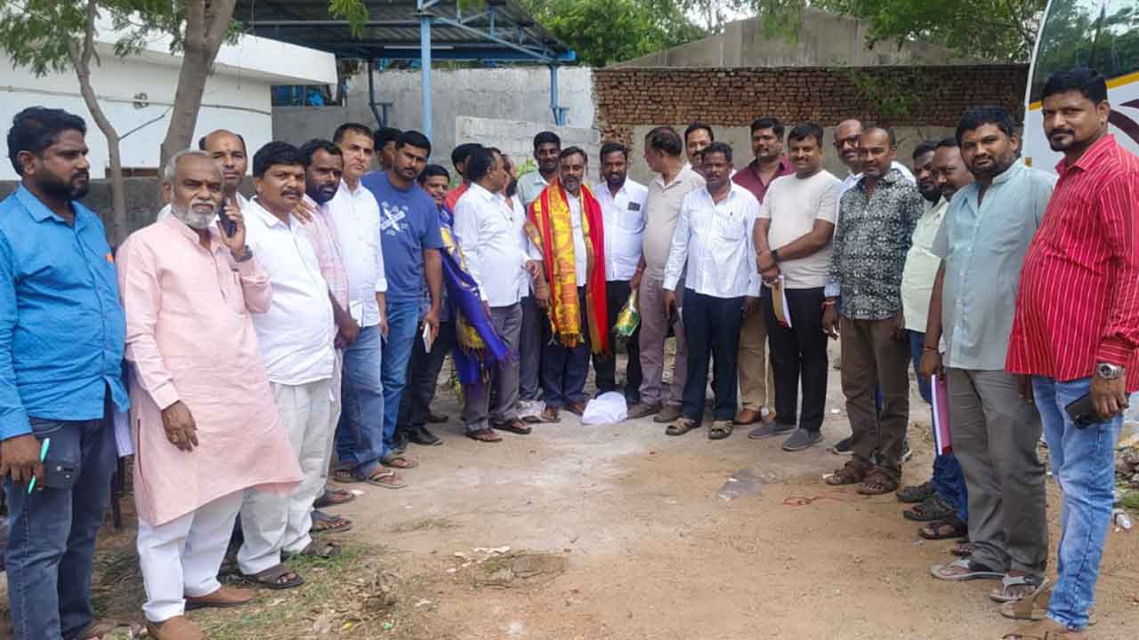 Medvhal | తెలంగాణ టూర్స్‌ ట్రావెల్స్‌బస్‌ ఓనర్స్‌ అసొసియోషన్‌ నూతన కార్యవర్గం ఎన్నిక