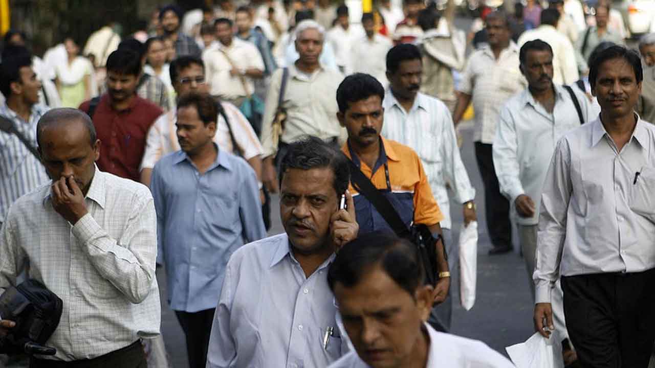 రుణవలయంలో మధ్యతరగతి