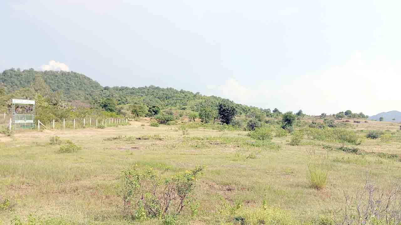 Sarangapur | మినీస్టేడియం నిర్మాణ పనులకు టెండర్లు.. ఇప్పటికీ పూర్తికాని అగ్రిమెట్