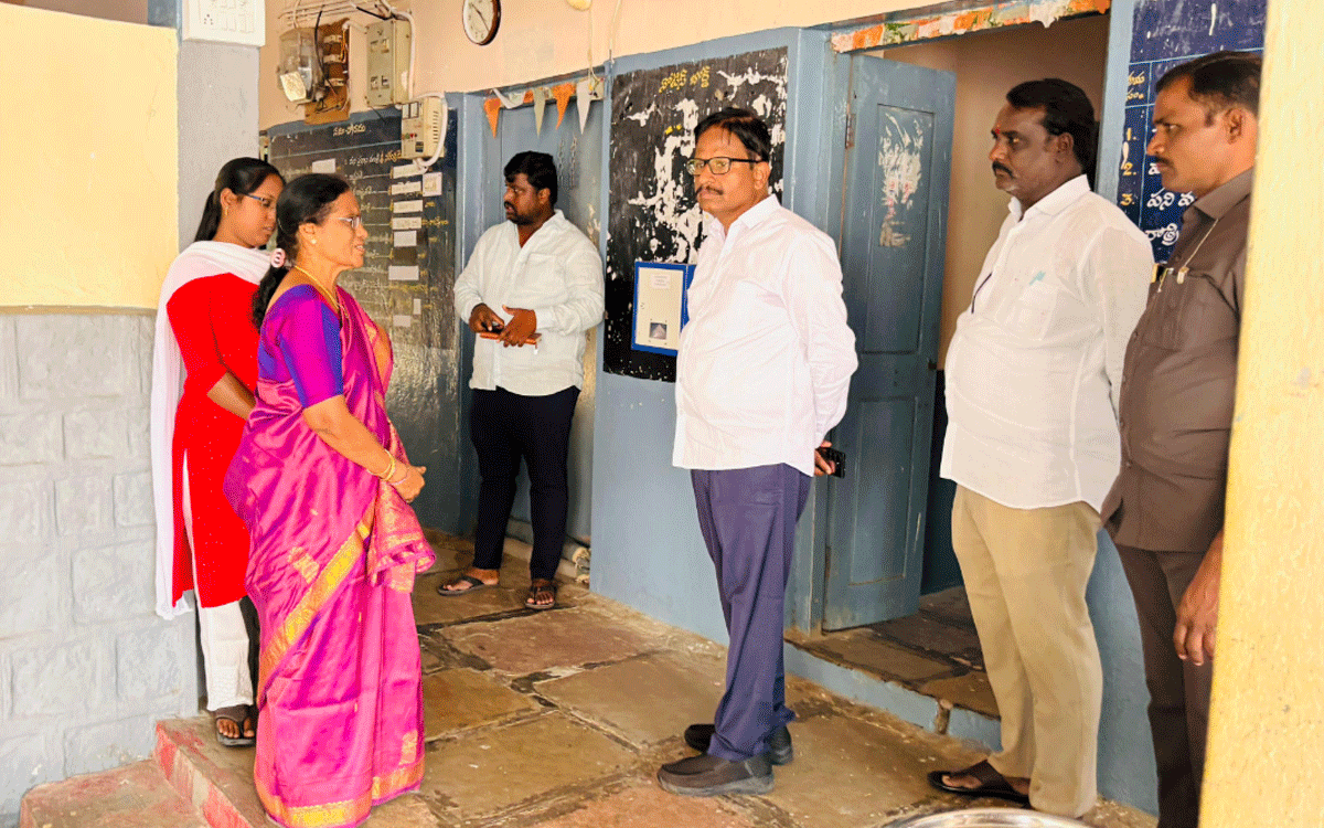 Mahaboobnagar : జూనియ‌ర్ కాలేజీ భ‌వ‌న నిర్మాణానికి ప్ర‌తిపాద‌న‌లు సిద్ధం చేయాలి : ఎమ్మెల్యే యెన్నం