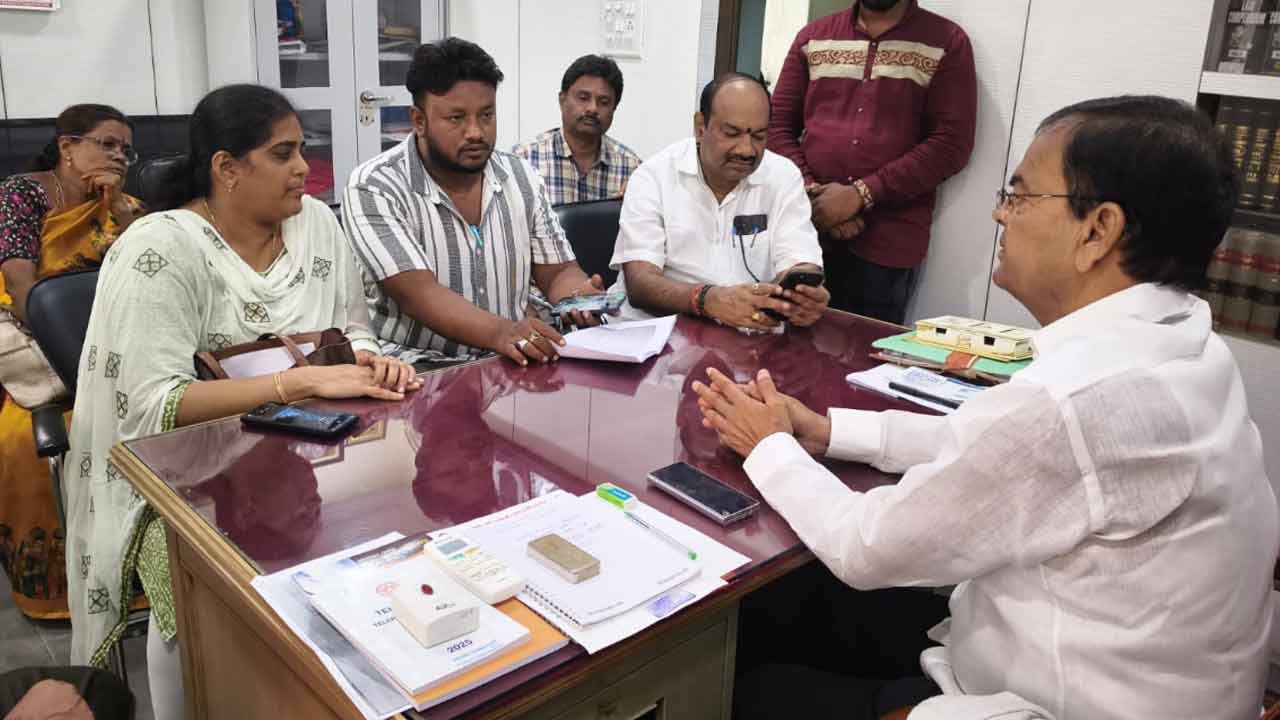 కొత్త రేషన్ కార్డుల మంజూరు ప్రక్రియ వేగవంతం చేయాలి : ఎమ్మెల్యే కాలేరు వెంకటేష్