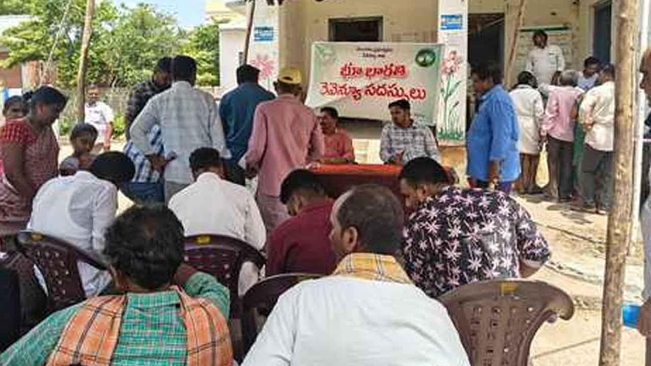 Peddapalli | రెవెన్యూ సదస్సులనుసద్వినియోగం చేసుకోవాలి : తహసీల్దార్ రాజయ్య యాదవ్