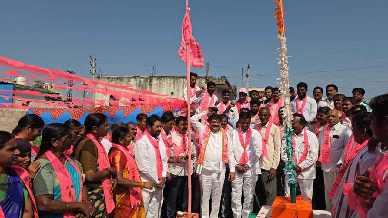 Nannapuneni Narender | అమరుల త్యాగం, కేసీఆర్‌ పోరాటంతోనే తెలంగాణ రాష్ట్రం ఏర్పడింది : నన్నపునేని నరేందర్‌