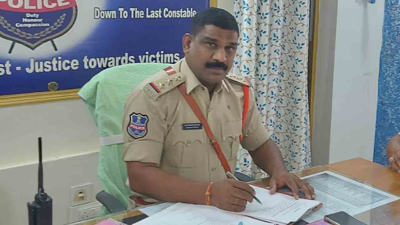 పెద్దపల్లి పోలీసు ఠాణాలకు అధికారులు.. నూతన స్టేషన్లను ప్రారంభించనున్న మంత్రులు