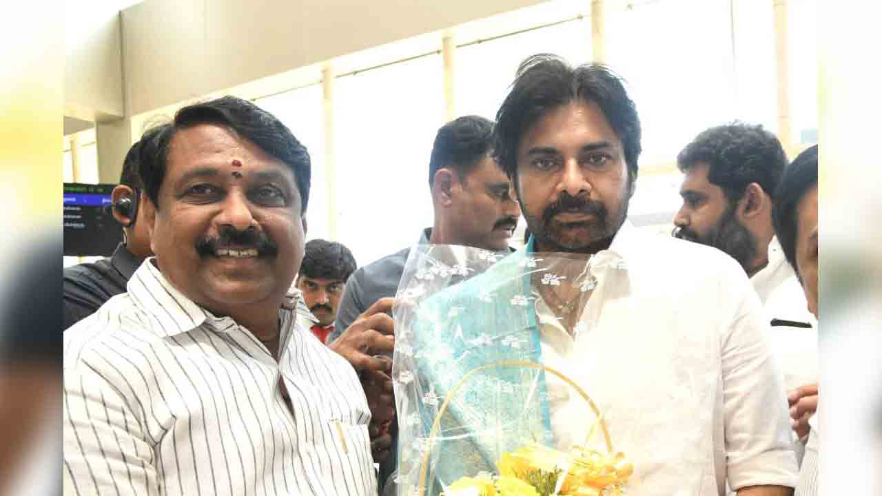 Deputy CM Pawan Kalyan | మురుగ‌న్ మానాడు స‌భ‌.. మధురైకి చేరుకున్న ఉపముఖ్యమంత్రి పవన్ కళ్యాణ్